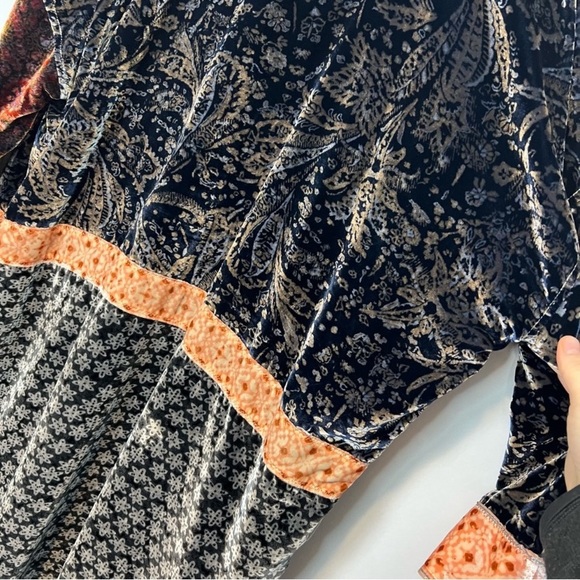 We The Free/Free People Velvet Kimono - Picture 8 of 12